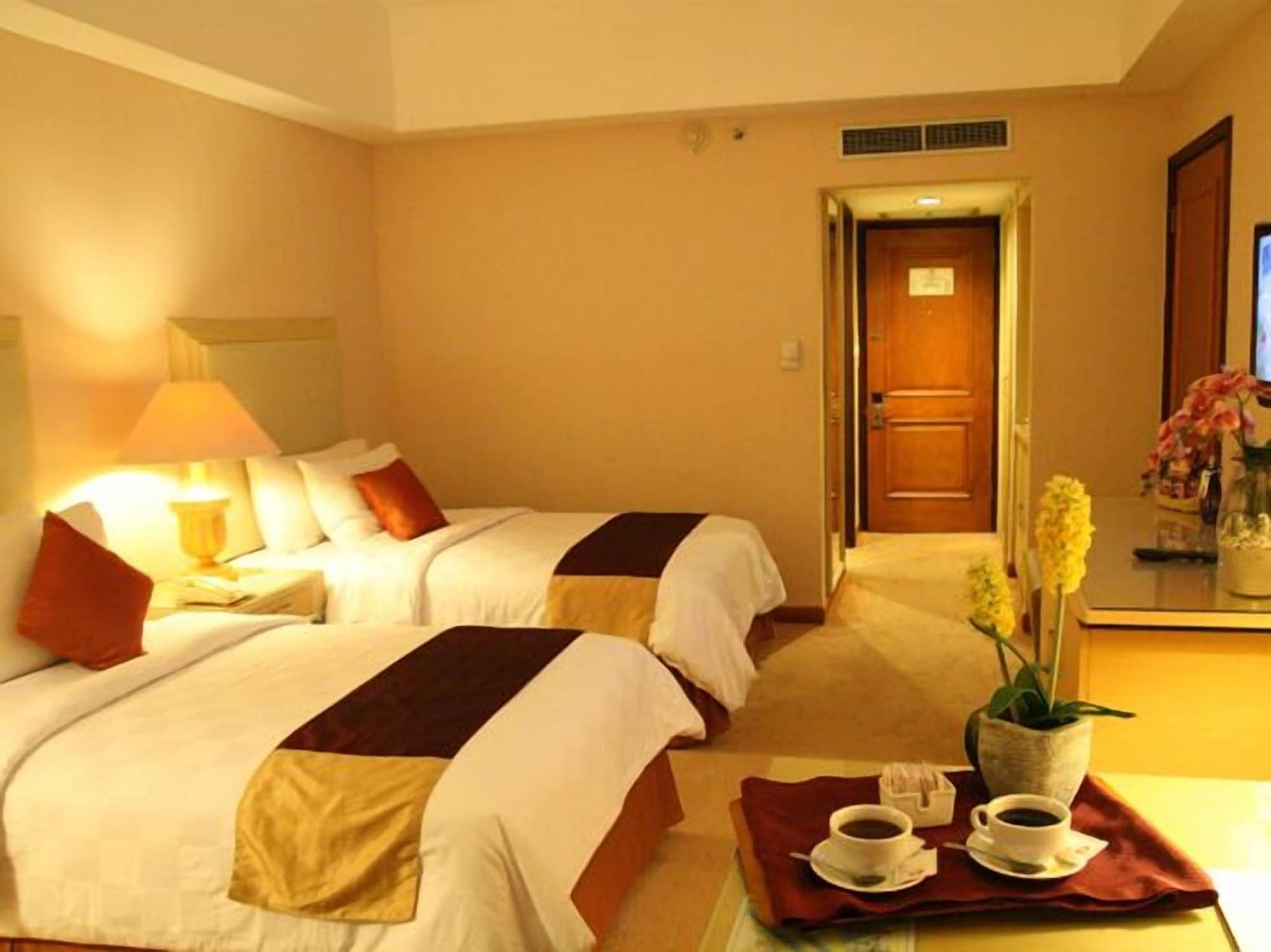 Hotel Gran Puri Manado Zewnętrze zdjęcie