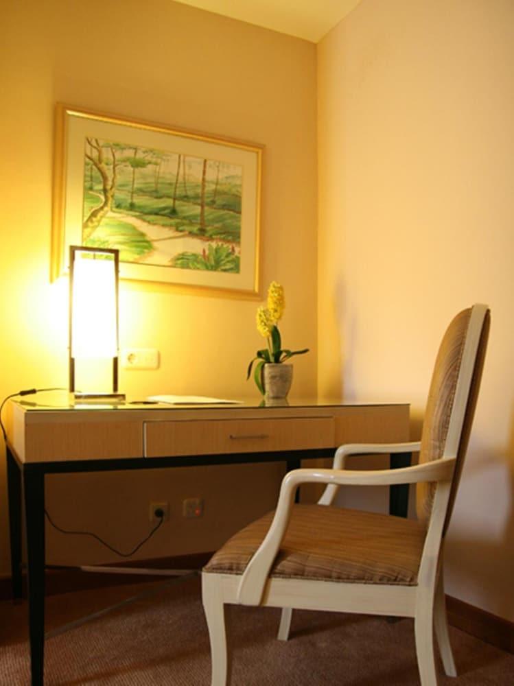 Hotel Gran Puri Manado Zewnętrze zdjęcie
