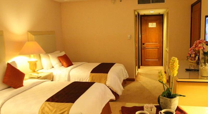 Hotel Gran Puri Manado Zewnętrze zdjęcie