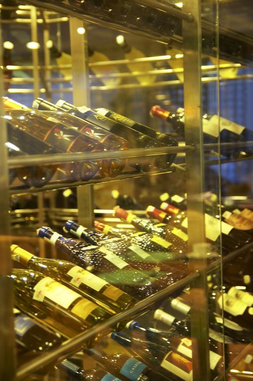 Hotel Gran Puri Manado Zewnętrze zdjęcie