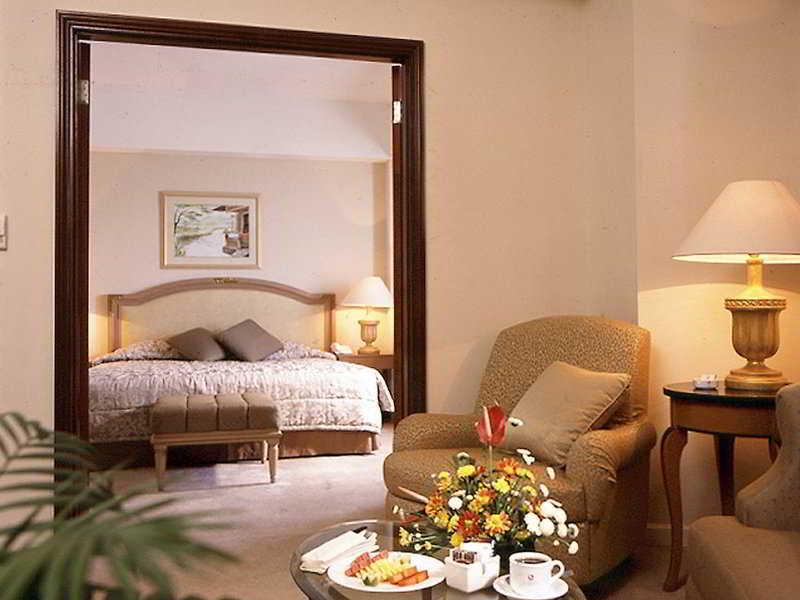 Hotel Gran Puri Manado Zewnętrze zdjęcie
